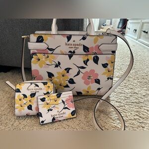 Kate Spade Floral Purse with wallet & card holder! 💐